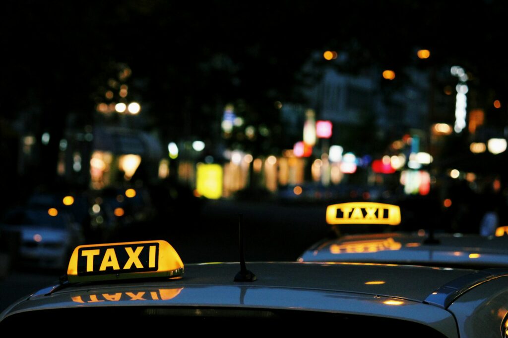 betrouwbare taxidienst in Leiden